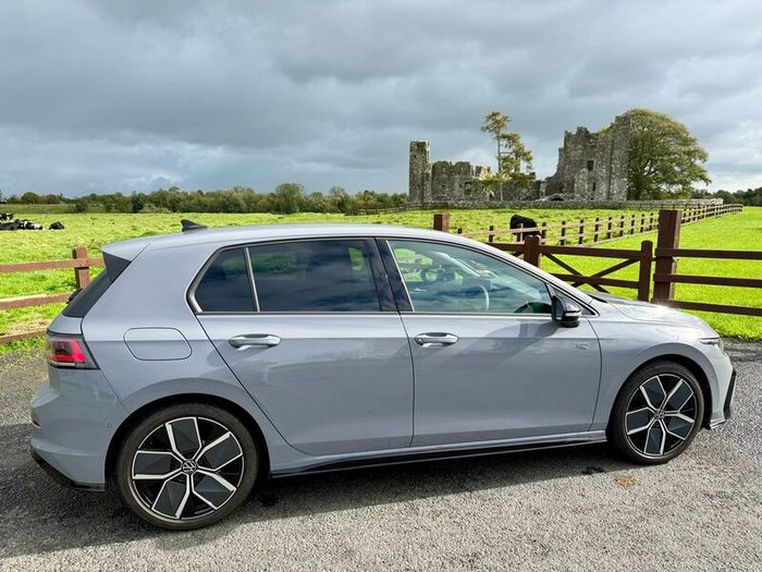 2025 VW Golf 8 R-Line Black Edition 1.5 TSI 150hp