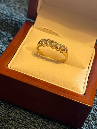 Eternity Ring .. Diamond & 14ct Gold