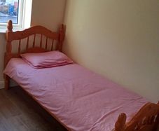 Solid pine single bed