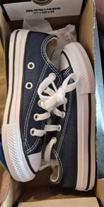 Kids navy converse