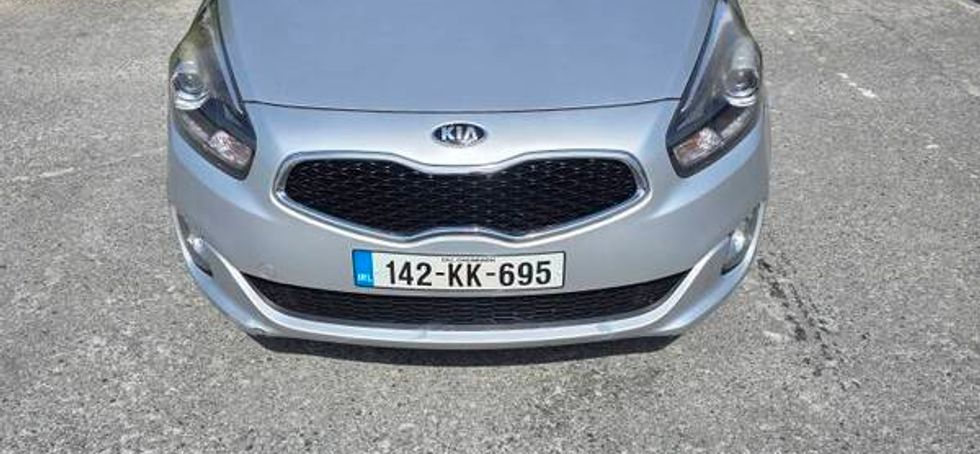 2014 Kia Carens 1.7 CRDi 7-Seater | NEW NCT 02/27 | Reverse Cam