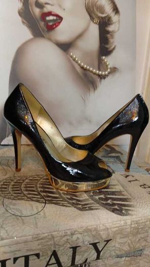 Black High Heels Size 8
