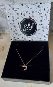 cosmetic jewellery