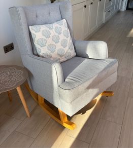 Babylo Soothe Easy Chair & Rocker