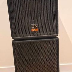 speakers