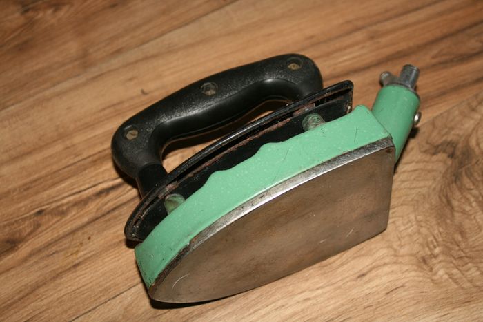 Collection of Vintage Irons 50 each