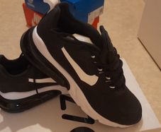 Nike Air max 270 react trainers  (NEW)