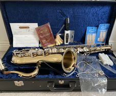 Boosey & Hawkes  400 saxophone