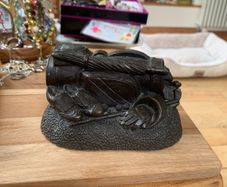 figurine