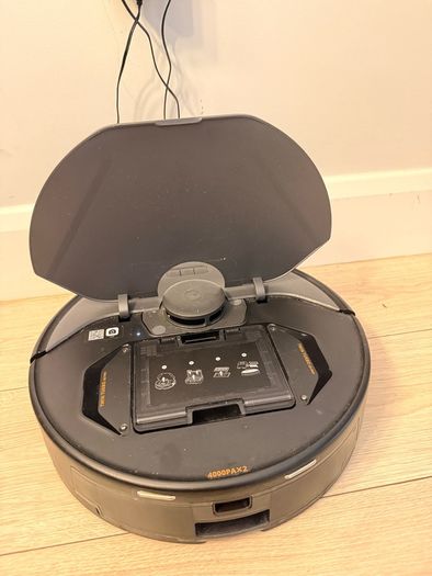 Eufy Clean X8 Pro robot vacuum & mop(Includes spare replacement parts)