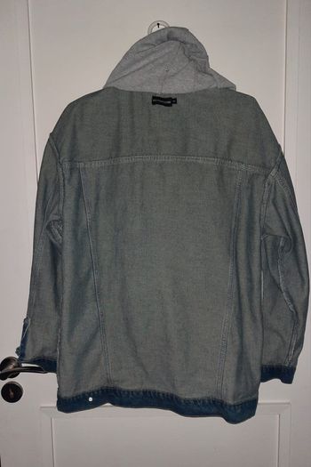 Pretty little things denim hooded button down jacket in very good condition with no issues size medium but looks bigger see last two photos for exact measurements FREE TRACKED POSTAGE INCLUDED