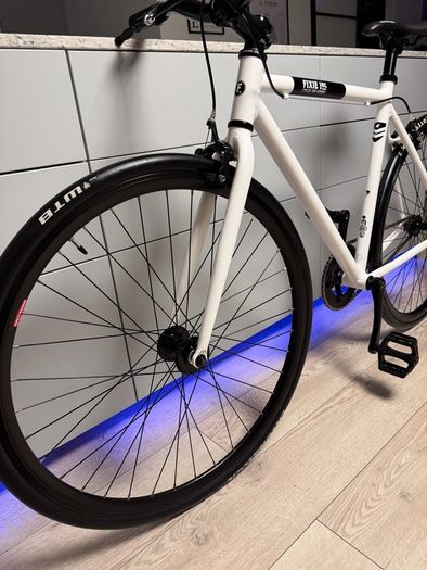FIXIE Inc. Floater Single Speed Bike (Like New)