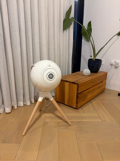 Stereo Pair of Devialet Phantom 1 gold 108db + Treepod stands with ash legs