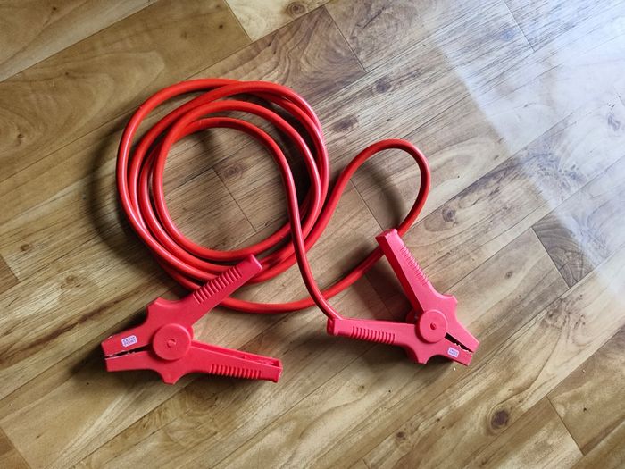 Jump leads for petrol and diesel engines