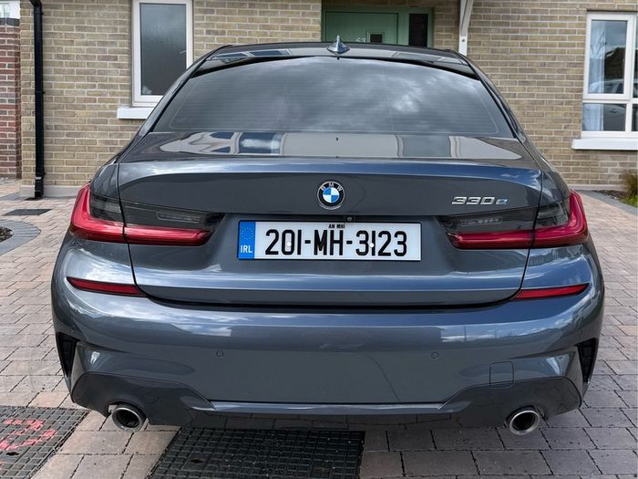 BMW 330e M sport