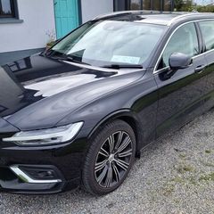 Volvo V60 super high-spec. Final reduction