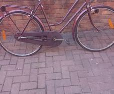Vintage ladies late 70 s road bike.