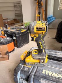 dewalt