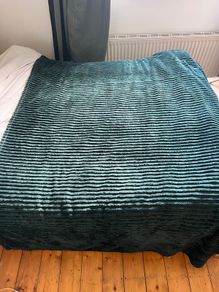Forest green bed thrown/ blanket