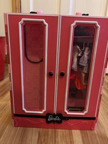 Barbie Wardrobe with Clothes