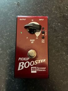 seymor Duncan pickup booster.