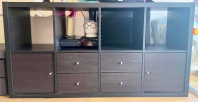 Shelving unit with 4 inserts