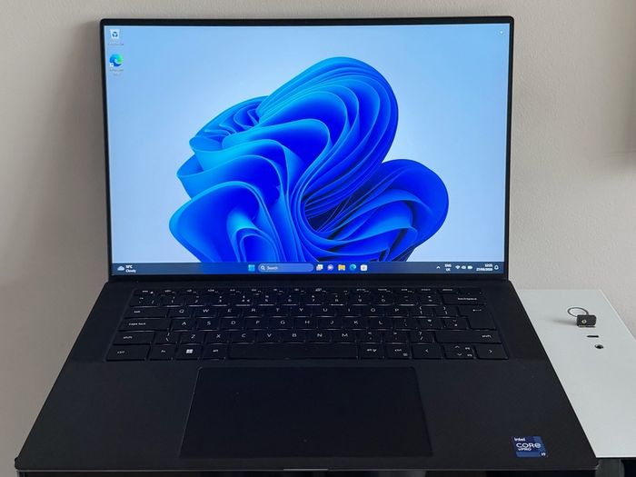 Dell Precision 5560 i9 Laptop