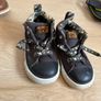 Free kids footwear good condition sizes 21.5-23 Image 3