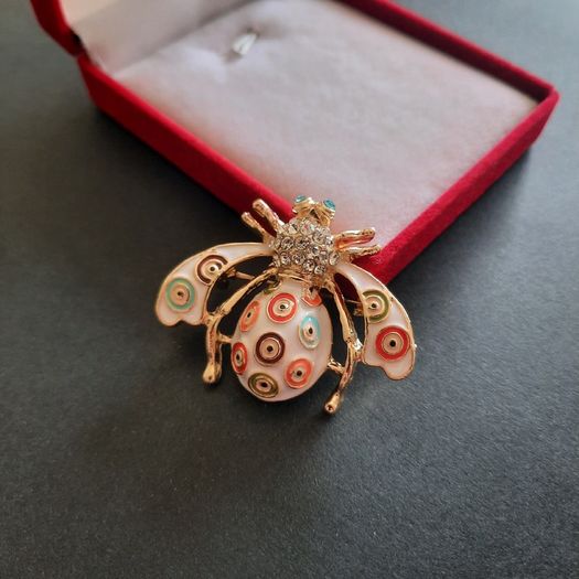 Moth Brooch Pin Enamel and Crystals Bee Bug Nature Pin Badge Insect Jewellery and Accessories
