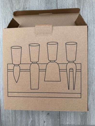 Cheese board magnetic and knives set