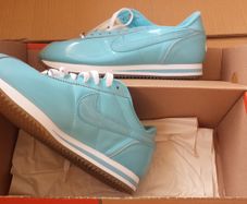 Nike WMNS Cortez III Leather Size UK-6/EUR-40 103082-441 Metallic Blue/White Limited Edition-2001