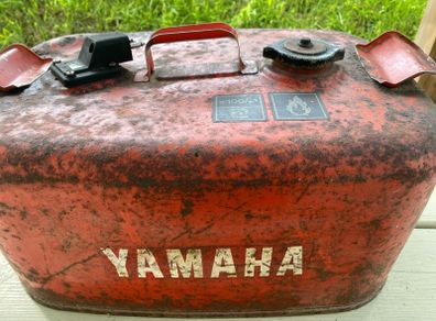 Boat fuel tank