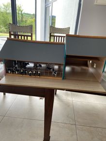 Toy Cattle Shed