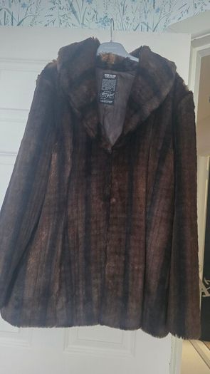 stunning river island  fur coat worn at least 2 times sz 18