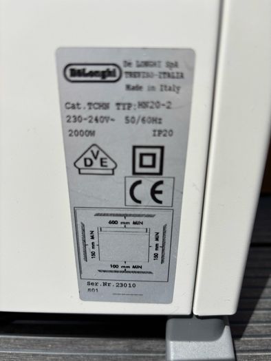 DeLonghi 2kW Convector Heater