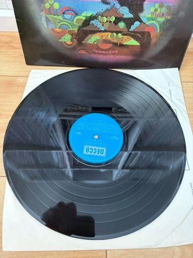 Various Artists - The World of Hits [Vinyl]