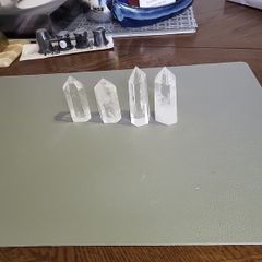 Quartz crystals large