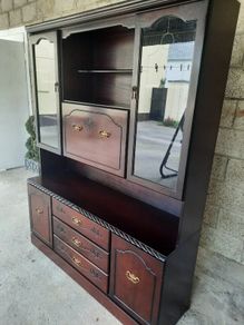 Display Cabinet & Dresser