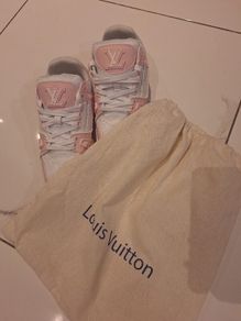 Louis vuitton woman trainers