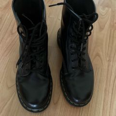 Dr Martins