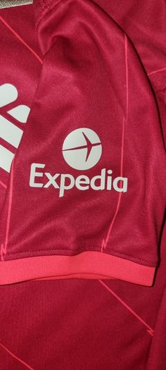 Liverpool Home Jersey - 21/22 Season Genuine Youth Large (10 to 12)