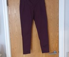 M&S Plum Short Length  Jeggins.  S.12
