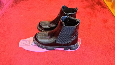 New Kids Chelsea River Island boots