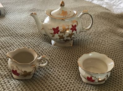 Price and Kensington teapot, milk jug & sugar bowl