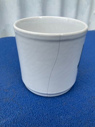 Coloroll Kilncraft mug depicting 1926 Morris Minor