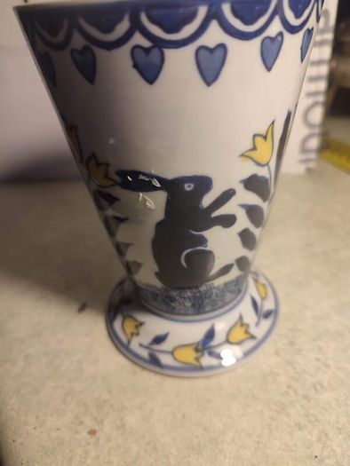 Vintage Des Pots cup vase in very nice condition
