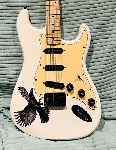 Guitar Squier Strat Custom