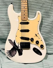 Guitar Squier Strat Custom