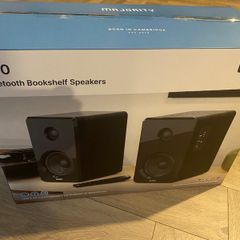 D40 Bluetooth Bookshelf Speakers