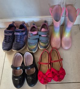 Girls shoe bundle size 1-32/33